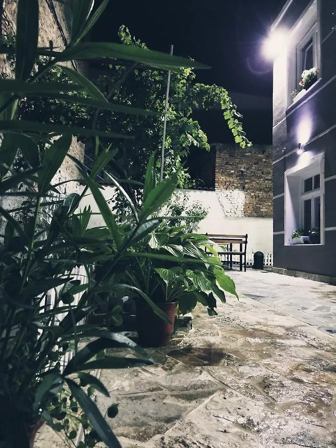 Pensionat Amelia'S Home Korça Albanien
